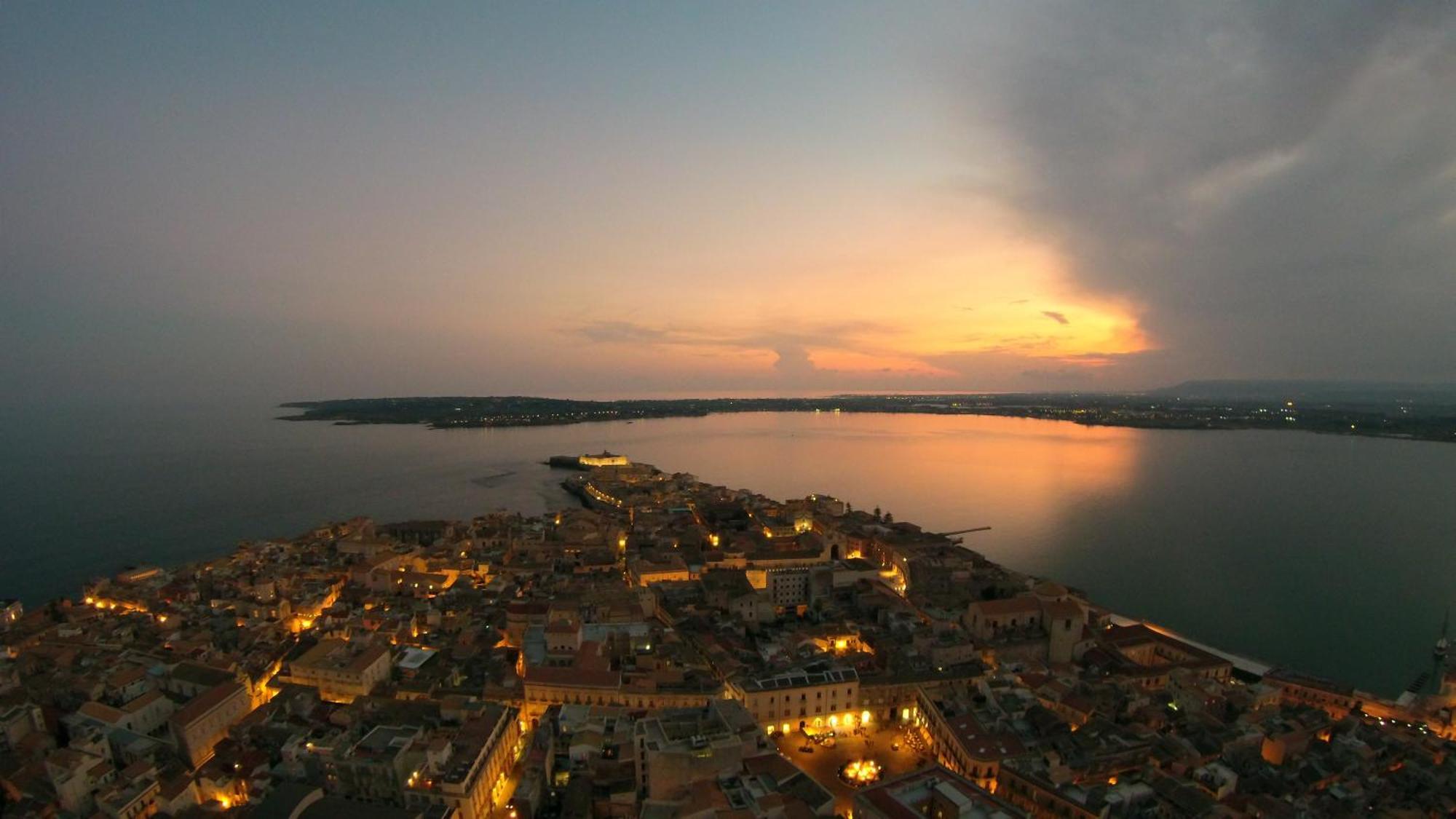 Apartment Balcony In Giudecca By Ortigia Syrakus